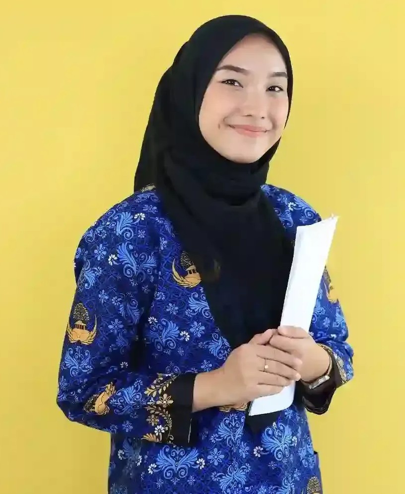 Dr. Siti Fatimah, S.Pd.,Gr., M.Si